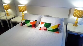Lavish Suites - Luxury Condo - Downtown