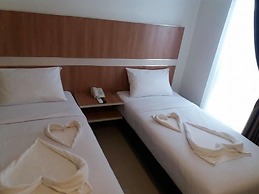 Hotel Sakura Manado
