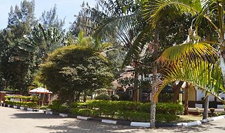 Karen Bomas Inn