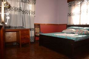 Karen Bomas Inn