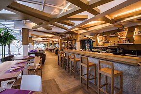 White Sand Samui Resort