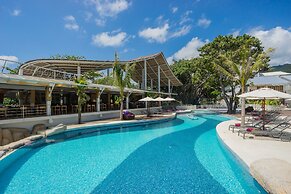 White Sand Samui Resort