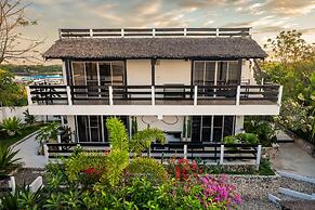 Blanco Beach Resort
