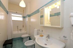 Tizi Apartments