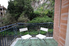 Tizi Apartments