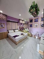 Lux Inn