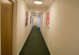 Icon Becket Apartment