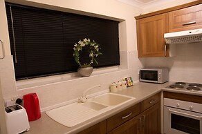 Icon Hutton Apartment