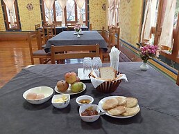 Nirvana Lodge