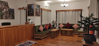 Nirvana Lodge