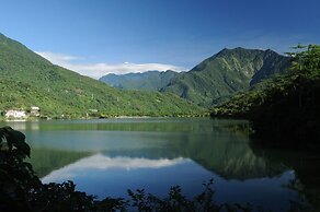 Lakeside 46