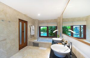 Legian Beach Villas