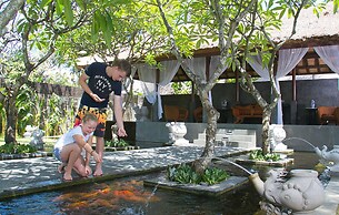 Legian Beach Villas