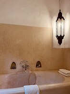 Riad 144