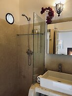 Riad 144