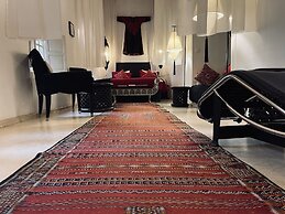 Riad 144