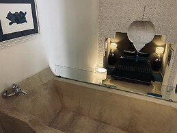 Riad 144