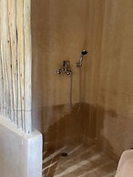 Riad 144