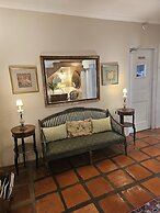 Baruch Guesthouse on Lovell