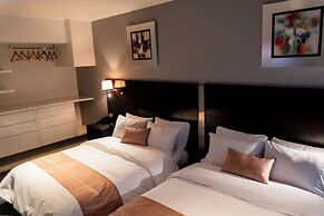 Petit Palace Apart Hotel Suites
