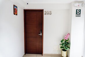 Petit Palace Apart Hotel Suites
