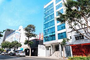 Petit Palace Apart Hotel Suites