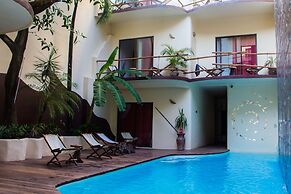 Kinbe Deluxe Boutique Hotel
