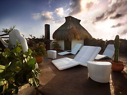 Kinbe Deluxe Boutique Hotel
