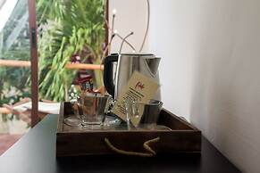 Kinbe Deluxe Boutique Hotel