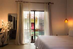 Kinbe Deluxe Boutique Hotel