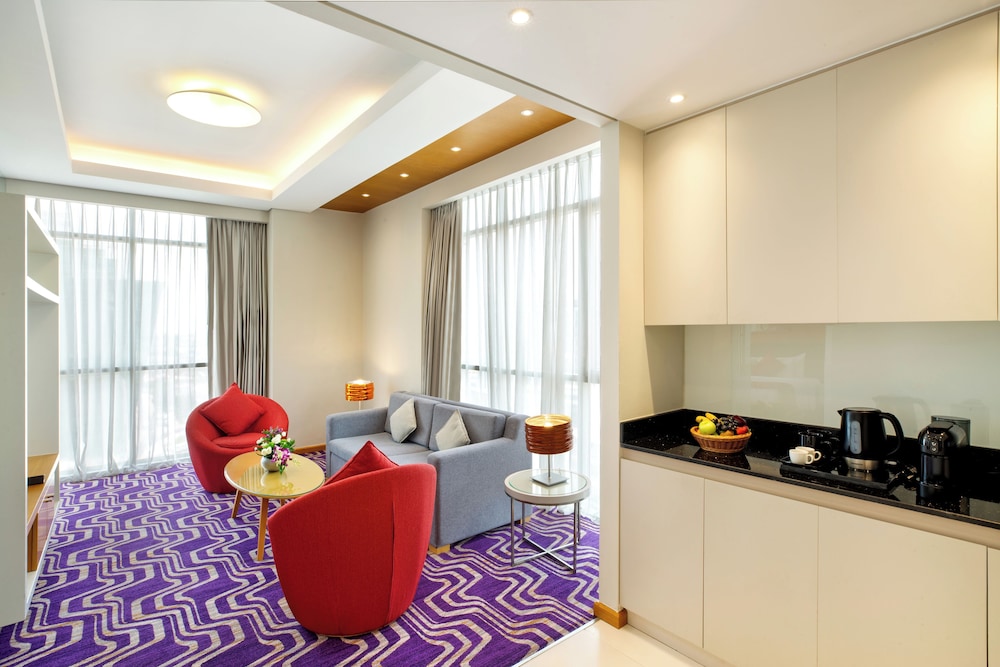 Royal Continental Hotel
