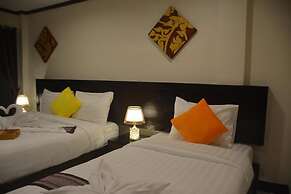 Patong Moon Inn Guesthouse