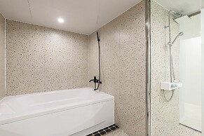 Hotel Tomgi Jamsil