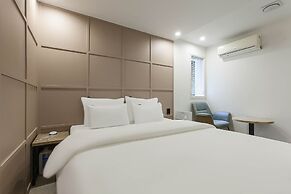 Hotel Tomgi Jamsil