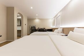 Hotel Tomgi Jamsil