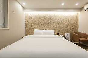 Hotel Tomgi Jamsil