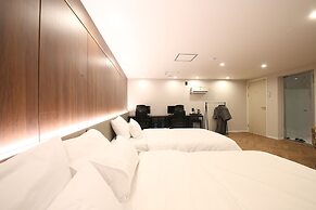 Hotel Tomgi Jamsil