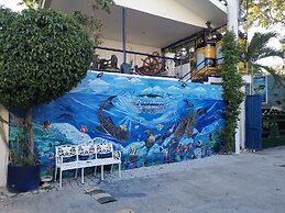Pescadores Suites Moalboal