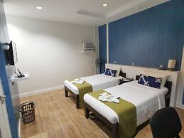 Pescadores Suites Moalboal