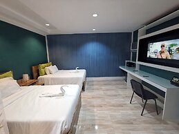 Pescadores Suites Moalboal