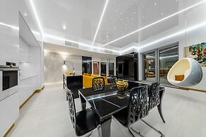 Sky Tower Apartments