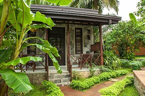 Villa Pinnawala & Restaurant