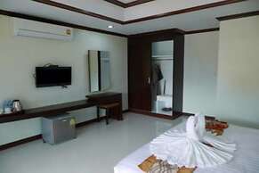 Palm Kiri Resort