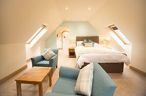 Redwood House Hotel