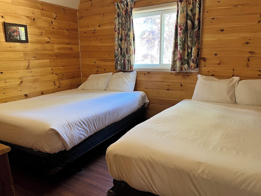 Saga Resort