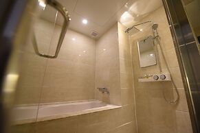 Geoje Art Nouveau Suite Hotel