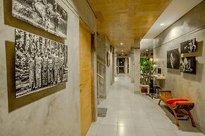 Lokal Bali Hostel