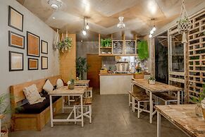 Lokal Bali Hostel