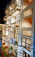 Luxx Boutique Boracay