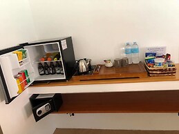 Parrot Resort Moalboal